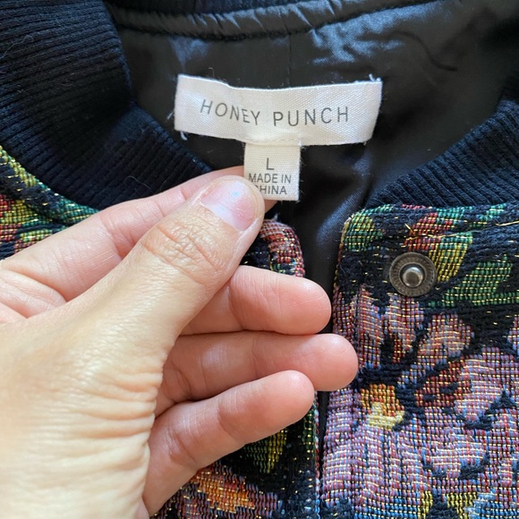 Honey Punch Floral Tapestry Bomber Jacket Large - Picture 4 of 8